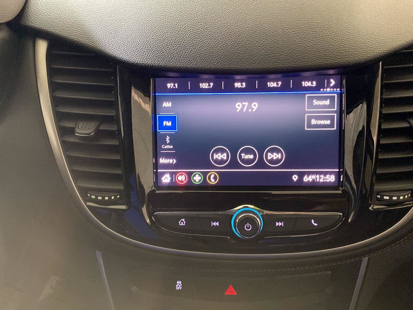 Used 2020 Chevrolet Trax LS w/ Tint and Cruise Package FWD image 28