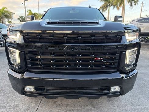 Used 2022 Chevrolet Silverado 2500 LTZ w/ LTZ Plus Package image 9