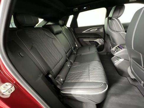 Certified 2026 Cadillac Lyriq V AWD/4WD image 28