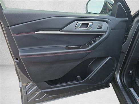 New 2026 Ford Explorer ST-Line w/ ST-Line Street Pack image 12