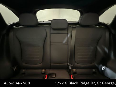 Used 2026 Mercedes-Benz GLC 300 4MATIC image 25