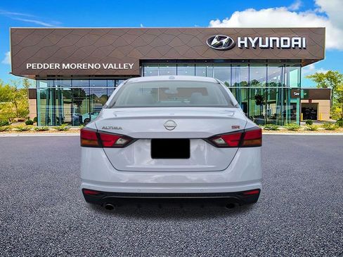 Used 2025 Nissan Altima 2.5 SR FWD image 4