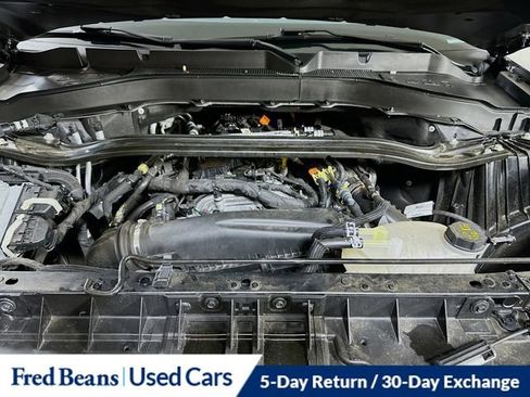 Used 2025 Ford Explorer ST-Line w/ Premium Package AWD/4WD image 39