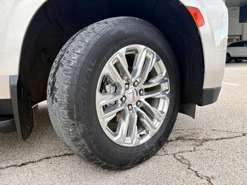 Used 2022 GMC Yukon SLT image 11