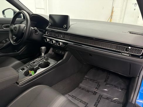 Used 2024 Honda Civic Sport image 29