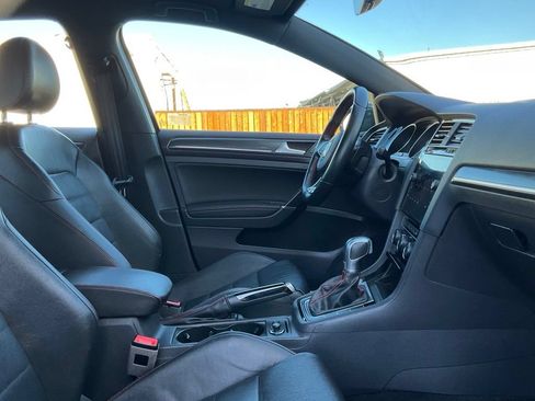 Used 2019 Volkswagen GTI 4-Door FWD image 33