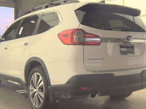 Used 2020 Subaru Ascent Touring w/ Popular Package #3 AWD/4WD image 2