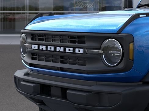 New 2026 Ford Bronco 4-Door image 19
