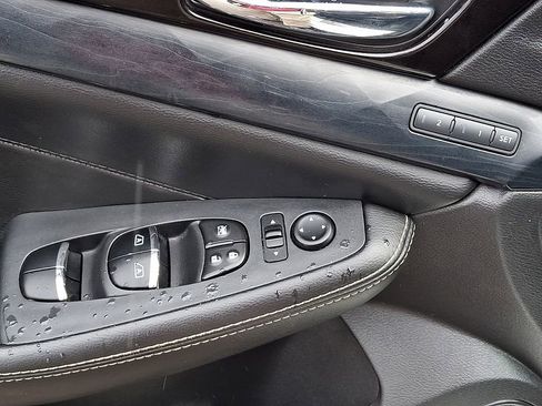 Used 2019 Nissan Maxima Platinum w/ Sport Mat Group FWD image 25