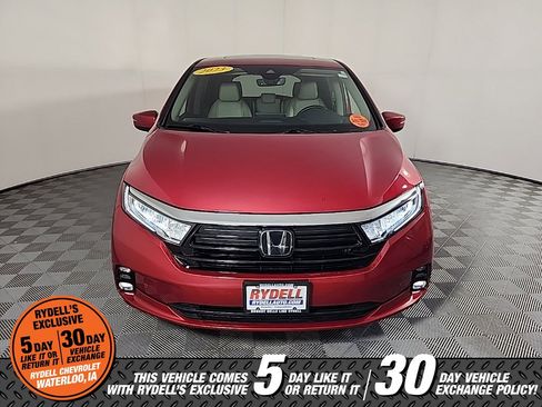 Used 2023 Honda Odyssey Elite image 3