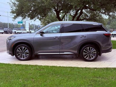 Certified 2026 INFINITI QX60 Luxe w/ Cargo Package FWD image 8