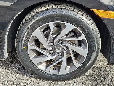 Certified 2017 Honda Civic EX image 8