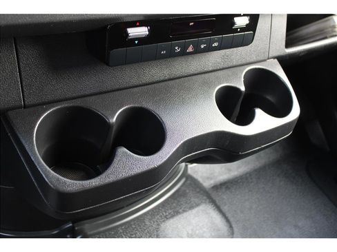 Used 2019 Mercedes-Benz Sprinter 144 image 28