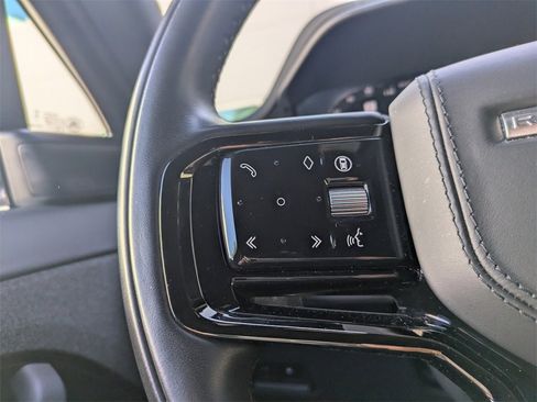 Used 2025 Land Rover Range Rover Sport Dynamic SE image 28