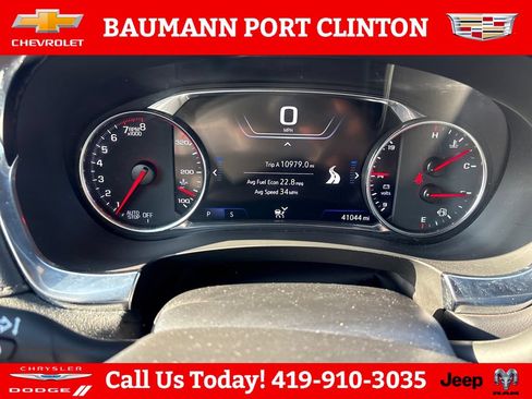 Used 2023 Chevrolet Traverse High Country AWD/4WD image 17