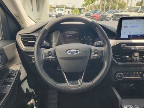 Used 2021 Ford Escape SE w/ SE Sport Appearance Package FWD image 14