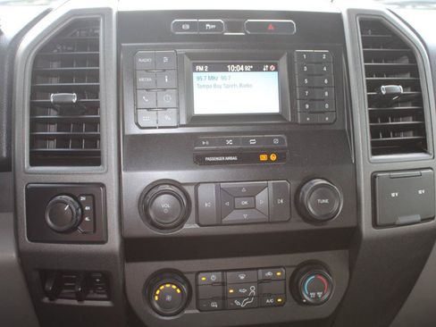 Used 2022 Ford F350 XL w/ Power Equipment Group AWD/4WD image 24