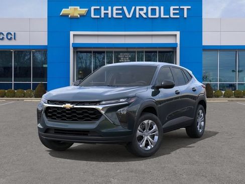 New 2026 Chevrolet Trax LS FWD image 6