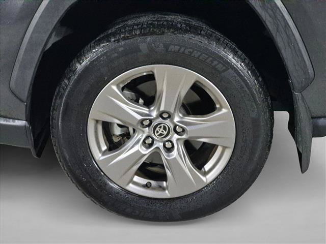 Used 2024 Toyota RAV4 XLE FWD image 7
