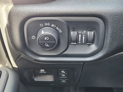 New 2026 RAM 1500 Lone Star image 25