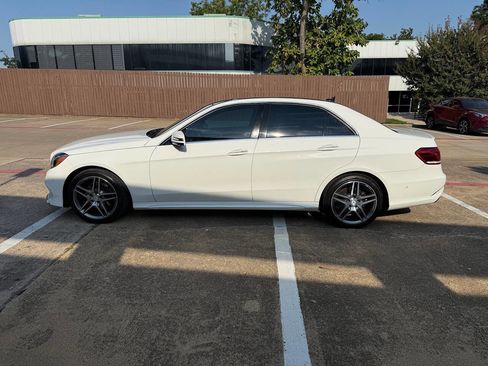 Used 2016 Mercedes-Benz E 400 Sedan image 3