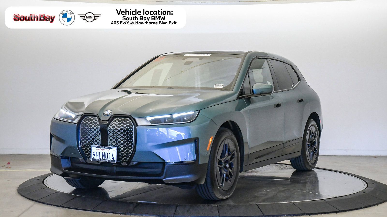 Used 2024 BMW iX xDrive50 AWD/4WD image 1