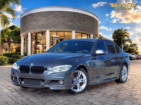 Used 2018 BMW 340i Sedan RWD image 1