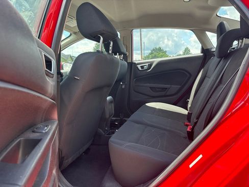 Used 2014 Ford Fiesta SE FWD image 10