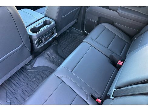 New 2026 GMC Sierra 1500 Elevation w/ Elevation Premium Package AWD/4WD image 9