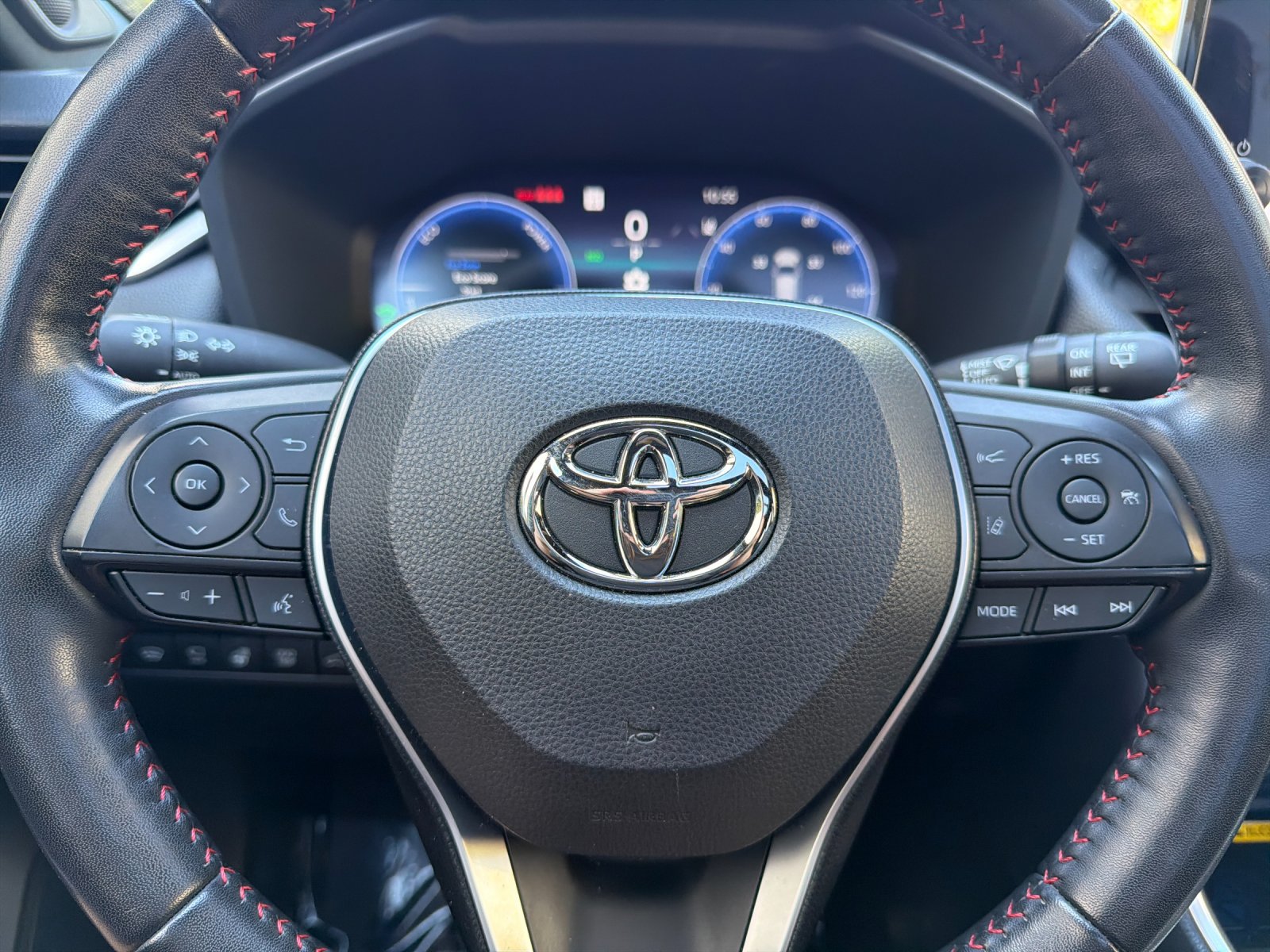 Used 2023 Toyota RAV4 XSE w/ Premium Package AWD/4WD image 23