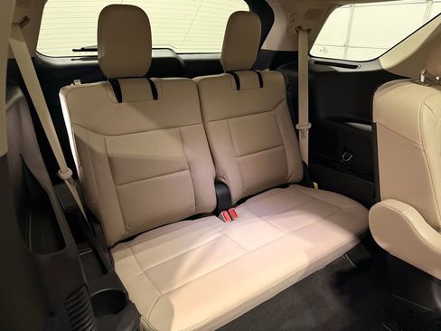 Used 2022 Ford Explorer Limited w/ Equipment Group 301A image 34