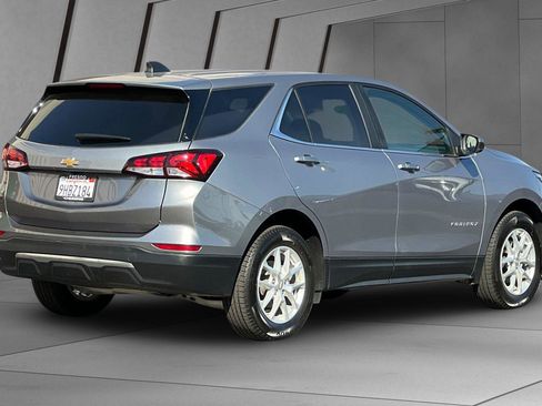 Used 2023 Chevrolet Equinox LT image 4