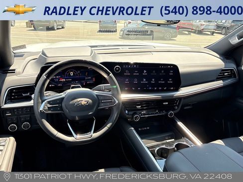 Used 2026 Chevrolet Tahoe RST w/ Advanced Technology Package AWD/4WD image 15