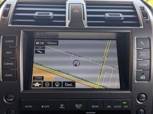 Used 2021 Lexus GX 460 Premium w/ Premium Package AWD/4WD image 13