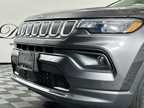 Used 2022 Jeep Compass Latitude w/ Convenience Group AWD/4WD image 34