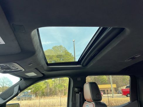 Used 2025 GMC Sierra 1500 Denali Ultimate image 22