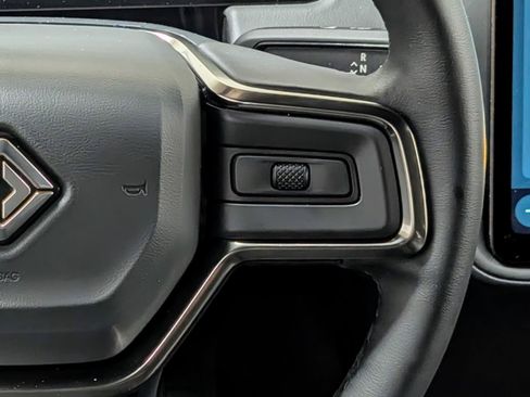 Used 2025 Rivian R1S Adventure AWD/4WD image 43