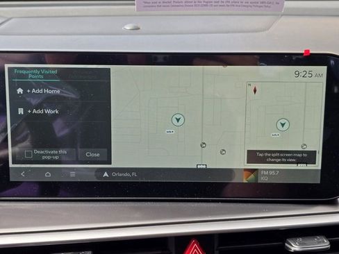 Used 2025 Kia Sorento S image 21