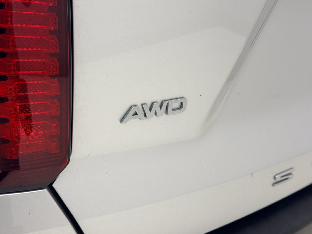 Used 2022 Kia Sorento LX AWD/4WD image 11