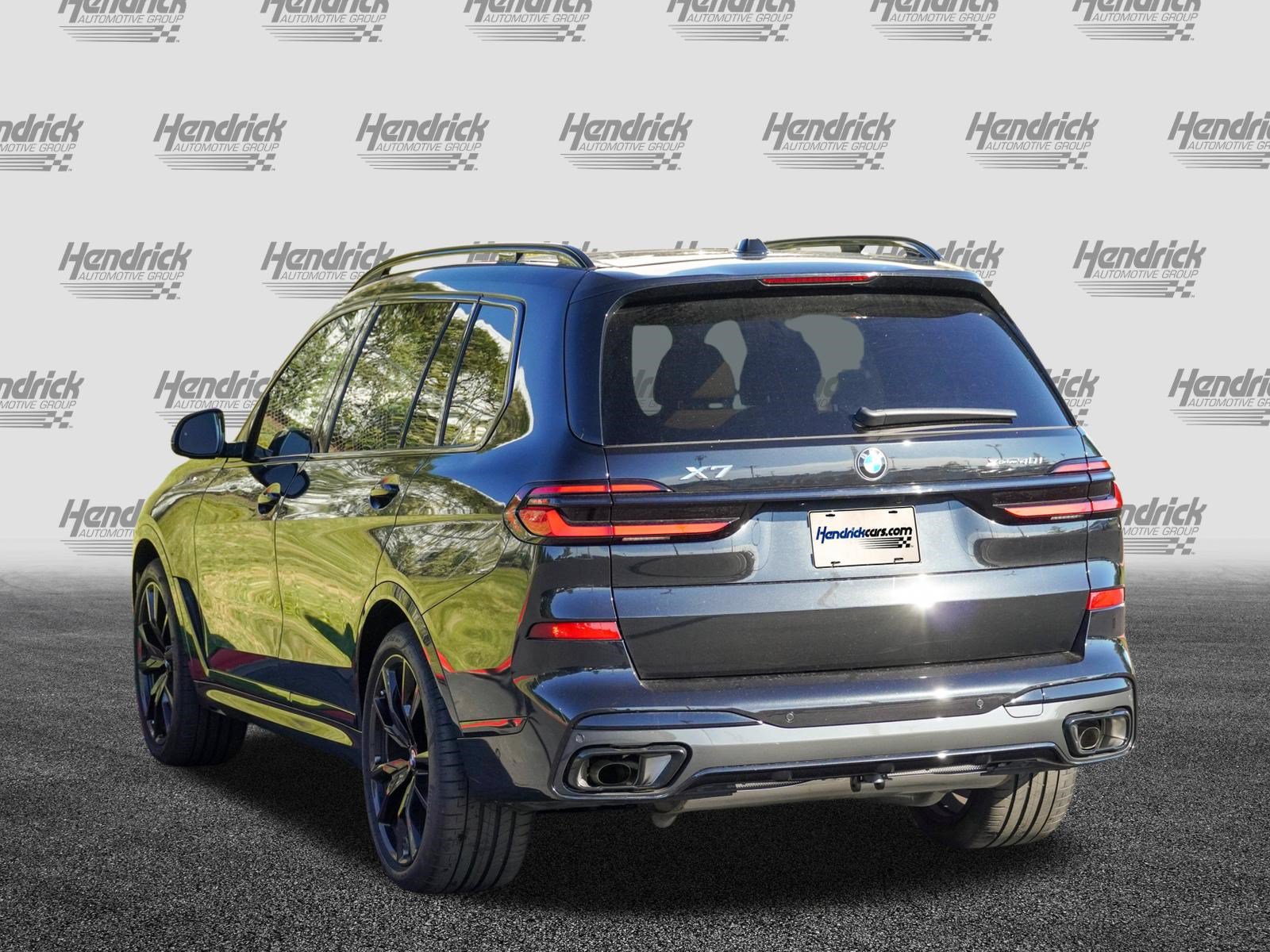 Certified 2026 BMW X7 xDrive40i w/ M Sport Package AWD/4WD image 7