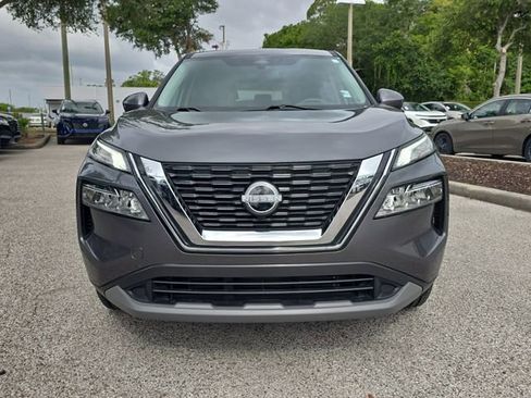 Certified 2023 Nissan Rogue SV FWD image 3