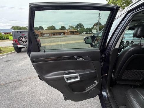 Used 2014 Chevrolet Captiva Sport LT w/ Convenience Package FWD image 27