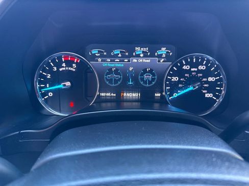 Used 2019 Ford F250 Lariat w/ Chrome Package image 23