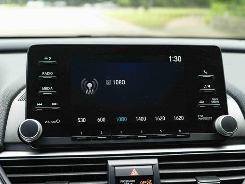 Used 2020 Honda Accord LX image 30