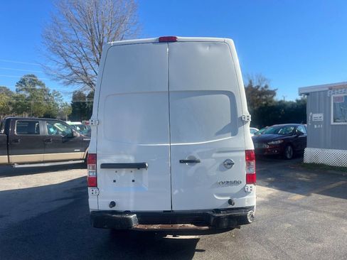 Used 2019 Nissan NV 2500 S image 4