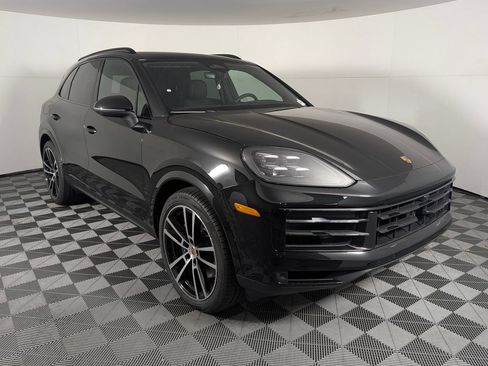 New 2026 Porsche Cayenne AWD/4WD image 9