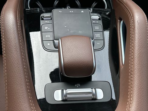 Certified 2024 Mercedes-Benz GLS 450 4MATIC image 37