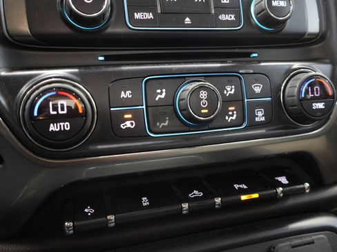 Used 2018 Chevrolet Silverado 2500 LTZ w/ Duramax Plus Package image 45