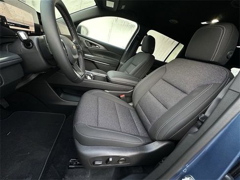 New 2026 Chevrolet Traverse LT image 18