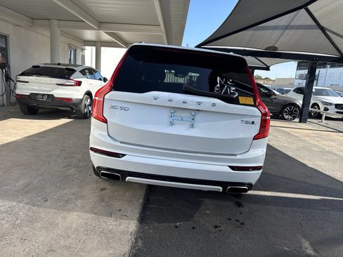 Used 2020 Volvo XC90 T5 R-Design w/ Protection Package Premier AWD/4WD image 3